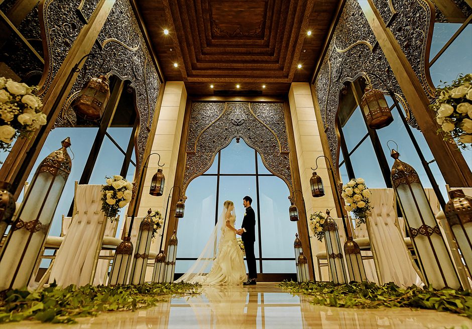 <br />
<b>Warning</b>:  Undefined variable $post_id in <b>/home/knn4/bless-bali.com/public_html/wp-content/themes/bless-bali/single-single_c_wedding-the-apurva-kempinski-bali-cliff-chapel-wedding.php</b> on line <b>63</b><br />
基本装飾イメージ＆ギャラリーはこちら