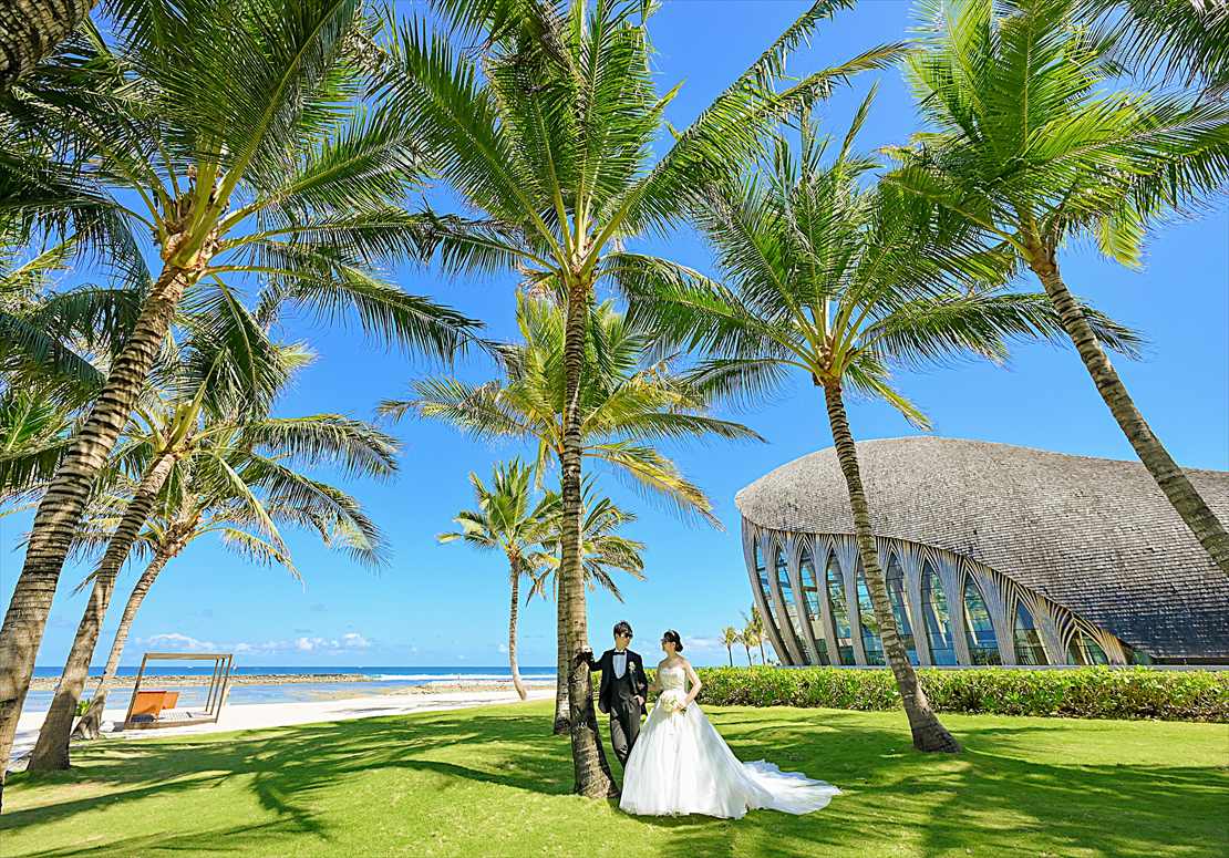Apurva Kempinski Bali Oceanfront Chapel Wedding (42)_R ケンピンスキ・バリ結婚式 オーシャンフロント・チャペル・ガーデンにて挙式後撮影