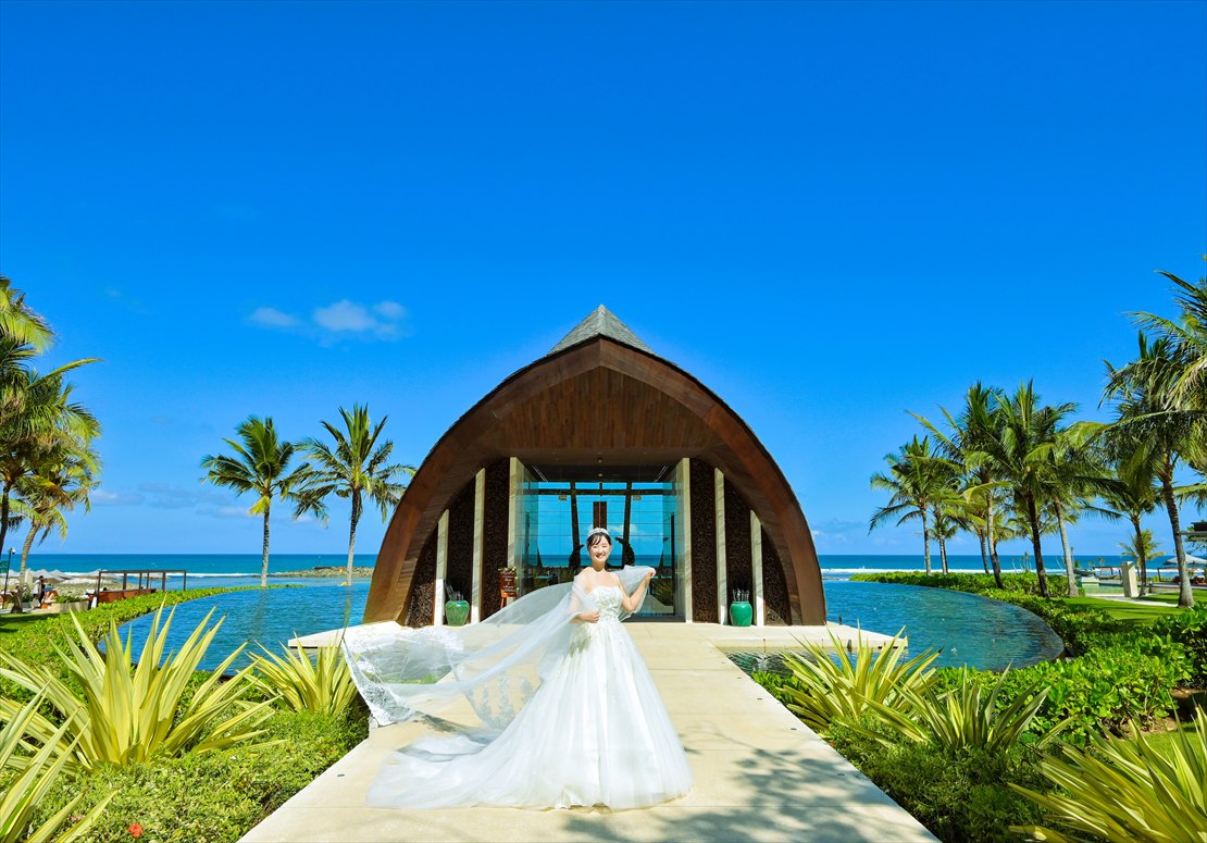Apurva Kempinski Bali Oceanfront Chapel Wedding (45)_R ケンピンスキ・バリ結婚式 オーシャンフロント・チャペル挙式後撮影