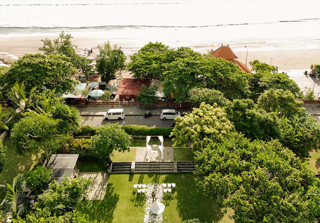 default バリ 挙式 プレジデンシャル・ヴィラよりビーチを望む