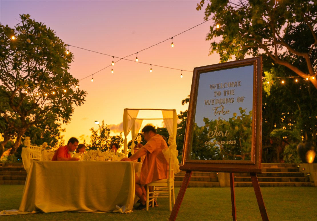 Bali Wedding Padma Legian (36)_R バリ結婚式 マジックアワーのバリ ウェディング パーティー