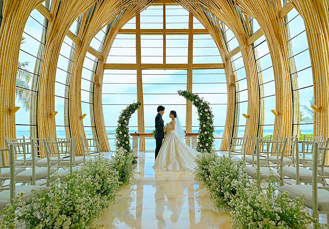 ケンピンスキ・バリ ウェディング オーシャンフロント・チャペル挙式後撮影