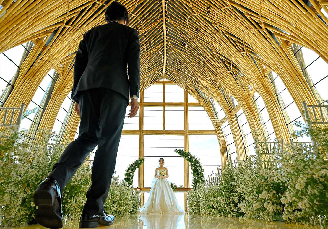 ケンピンスキ・バリ挙式 オーシャンフロント・チャペル挙式後撮影