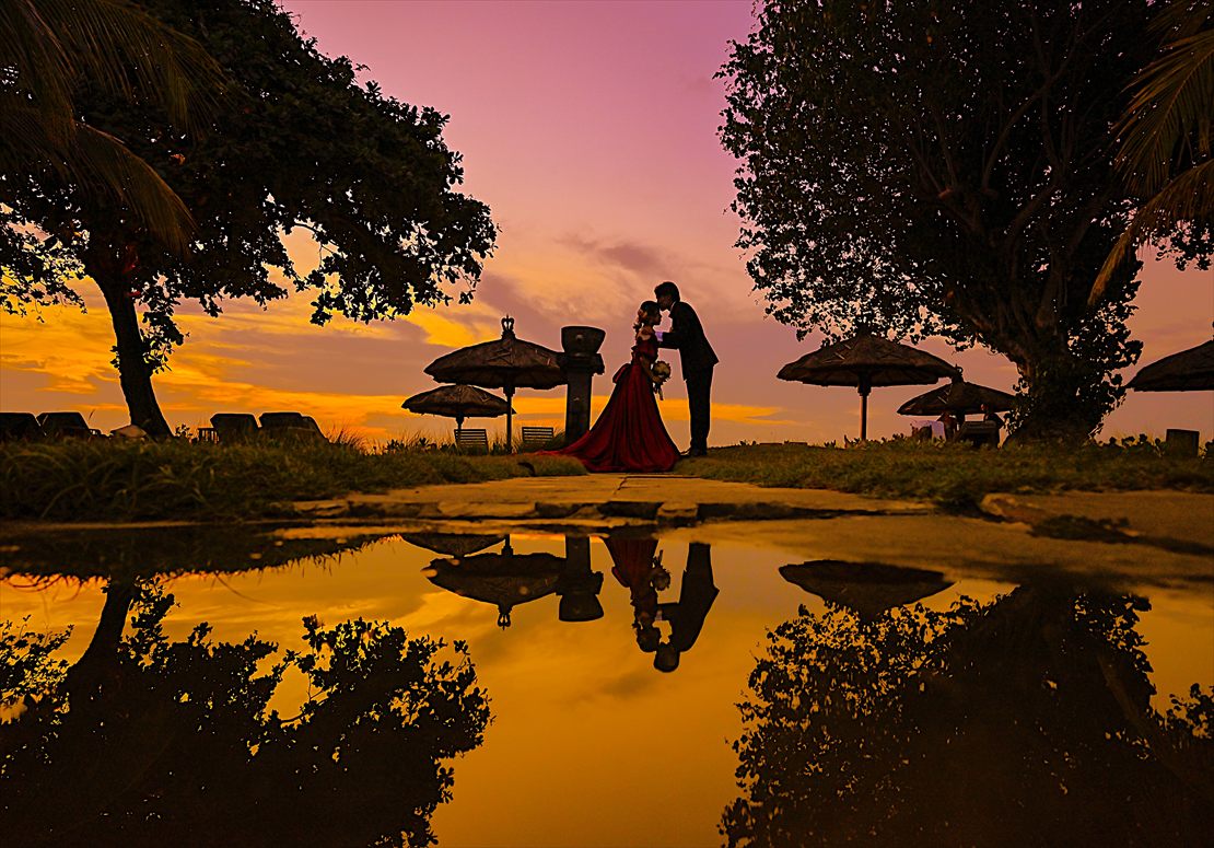 バリ島挙式　ガーデン マジックアワー鏡面撮影