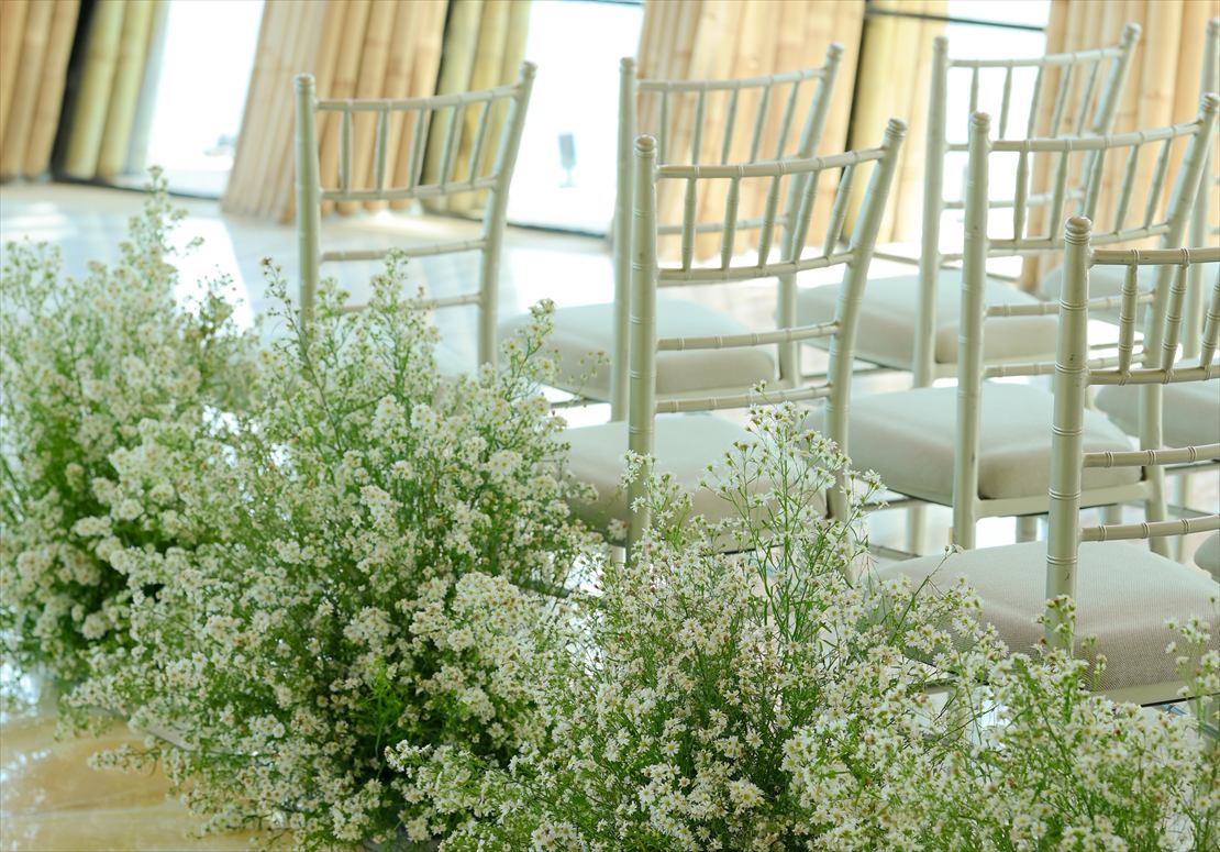 Apurva Oceanfront Chapel Kempinski Bali Wedding (8)_R バリ島挙式プラン:アイルサイド生花装飾