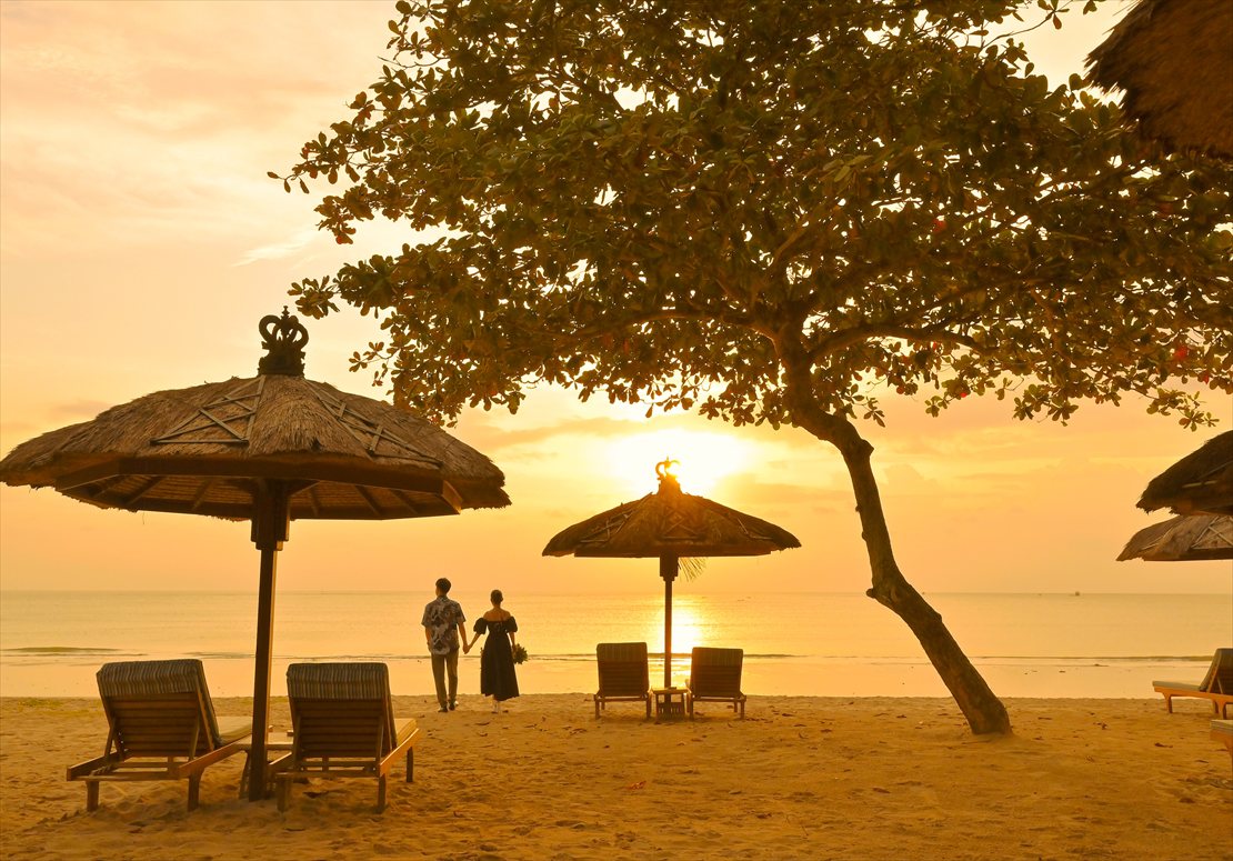 バリ随一に美しいサンセット・ウェディング・フォト