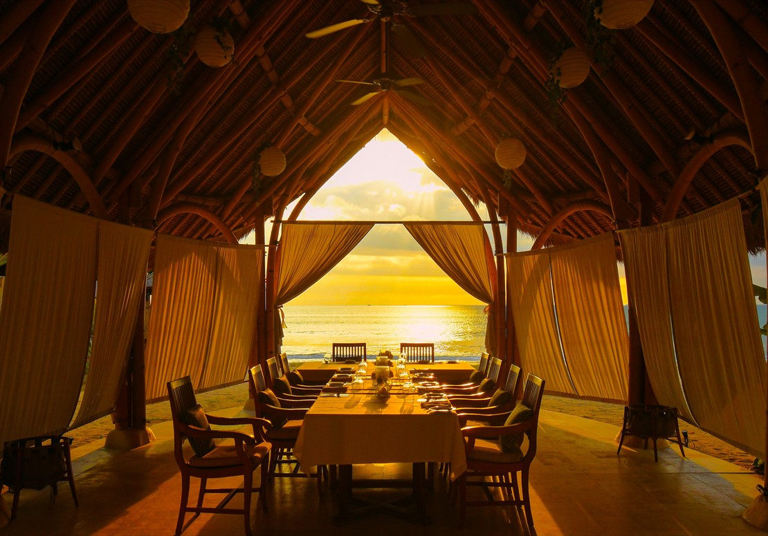 Bali Sunset Wedding Belmond Jimbaran (4)_R バリ・ウェディング ベルモンド・ジンバラン バンブー・パビリオン