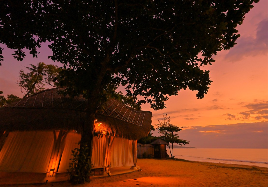 Bali Sunset Wedding Belmond Jimbaran (9)_R バリ ウェディング バンブー・パビリオン マジックアワー