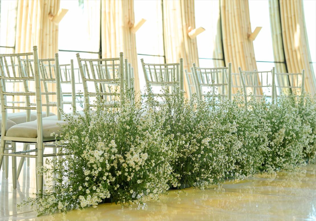 ケンピンスキ・バリ挙式：アイル・サイド生花装飾