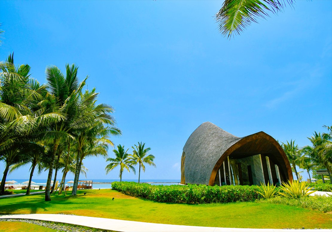 Bali Wedding Apurva Kempinski Oceanfront Chapel (1)_R ケンピンスキ・バリ ウェディング オーシャンフロント・チャペル