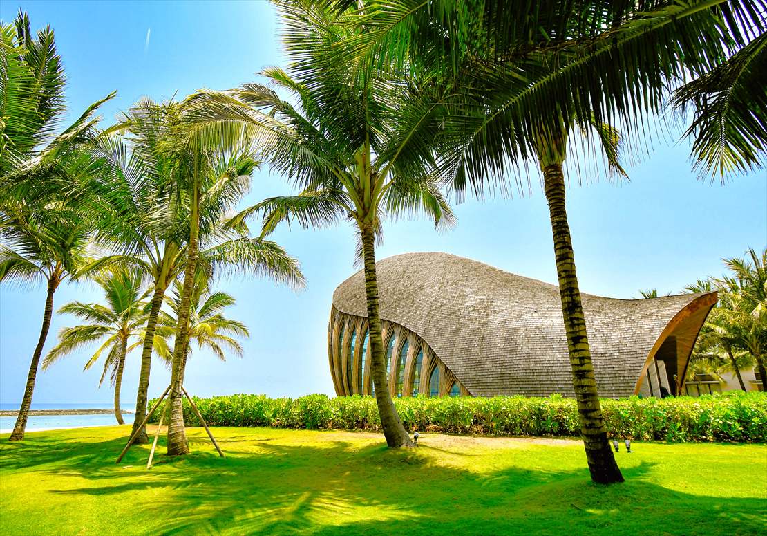 Bali Wedding Apurva Kempinski Oceanfront Chapel (3)_R ケンピンスキ・バリ島随一の大きさを誇るチャペル