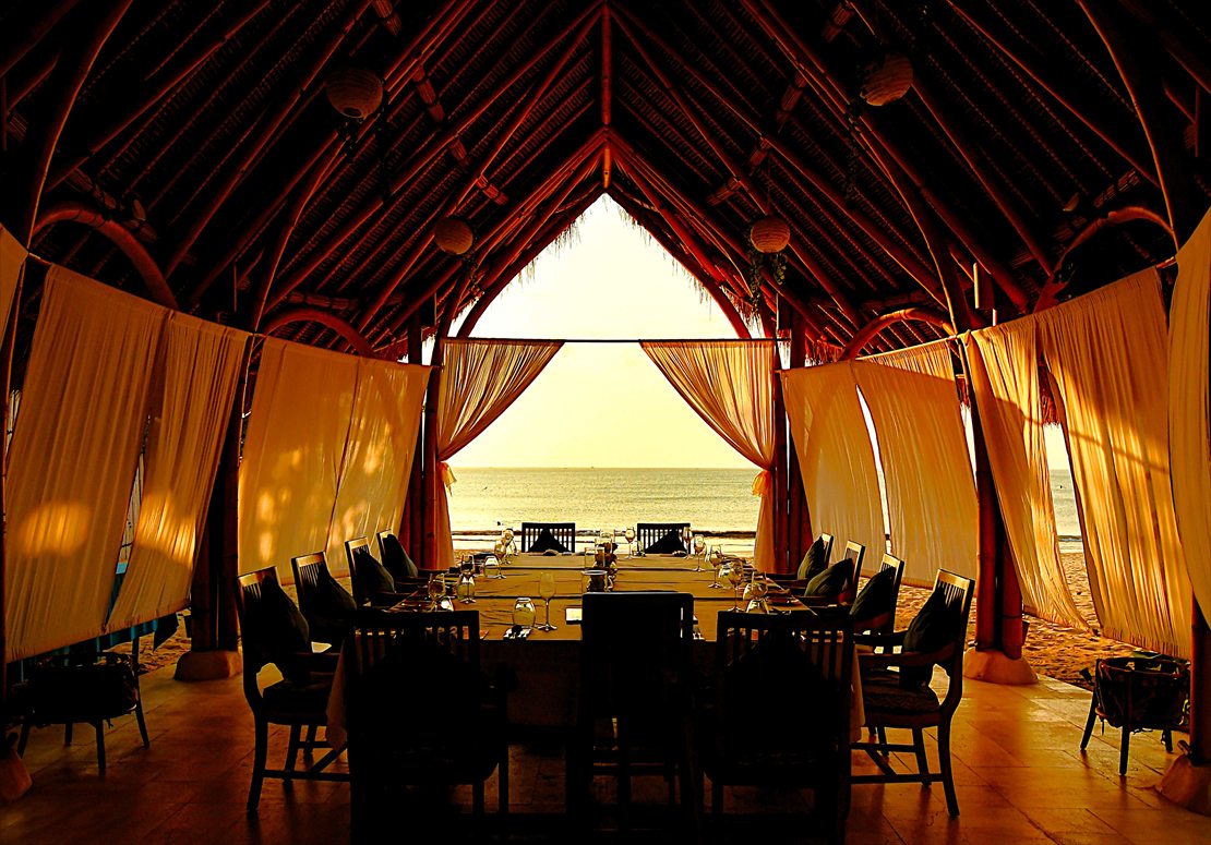 Belmond Jimbaran Bali Sunset Wedding (2)_R バリ島ウェディング バンブー・パビリオン サンセット・パーティー