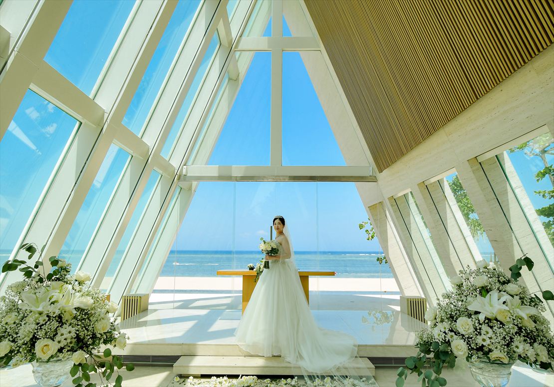 コンラッド・バリ結婚式　インフィニティ・チャペル挙式後撮影