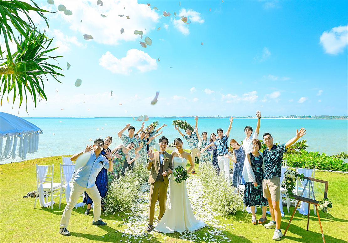 Four Seasons Jimbaran Bali Garden Wedding (19)_R バリ島結婚式 生花フラワーシャワー 挙式後撮影