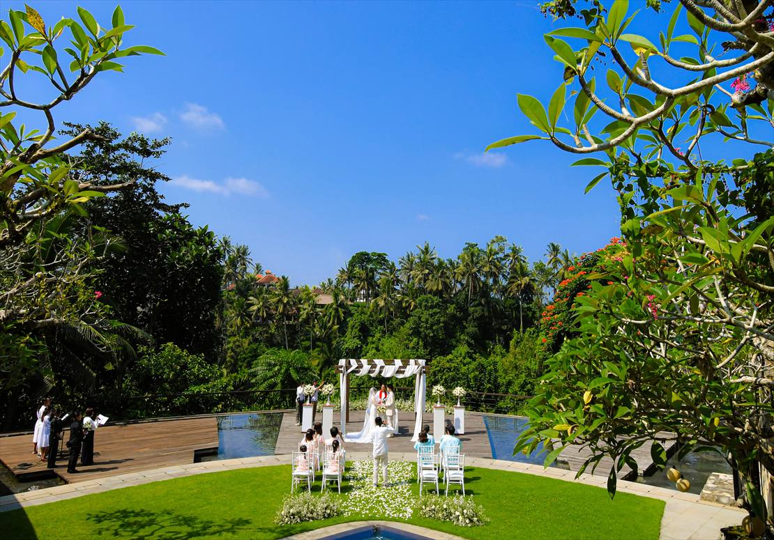 カマンダル・ウブド アルン・アルン・ガーデン　バリ挙式