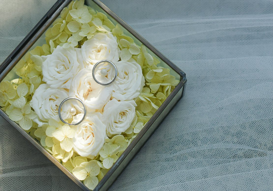 カマンダル・ウブド・バリ挙式：生花リングピロー