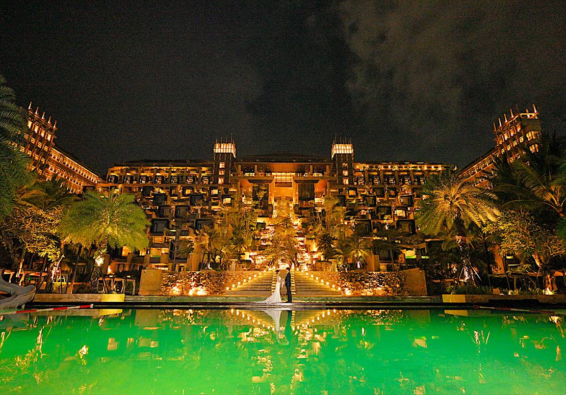 Kempinski Bali Night Wedding (2)_R ケンピンスキ・バリ ウェディング クリフスイート棟全景