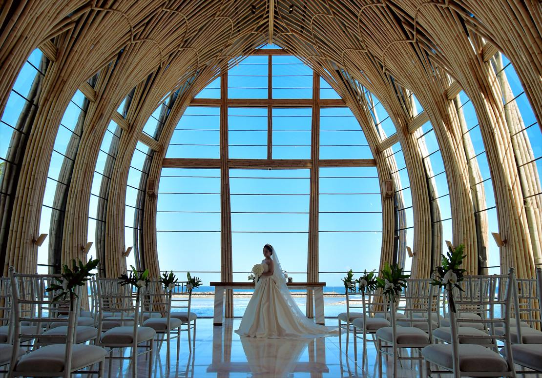 バリ島ウェディング随一に幻想的なチャペル挙式後撮影