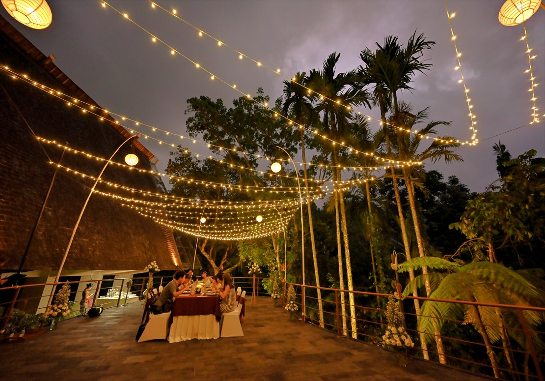 バリ島ウェディング ライトアップしたルーフ・テラス パーティー