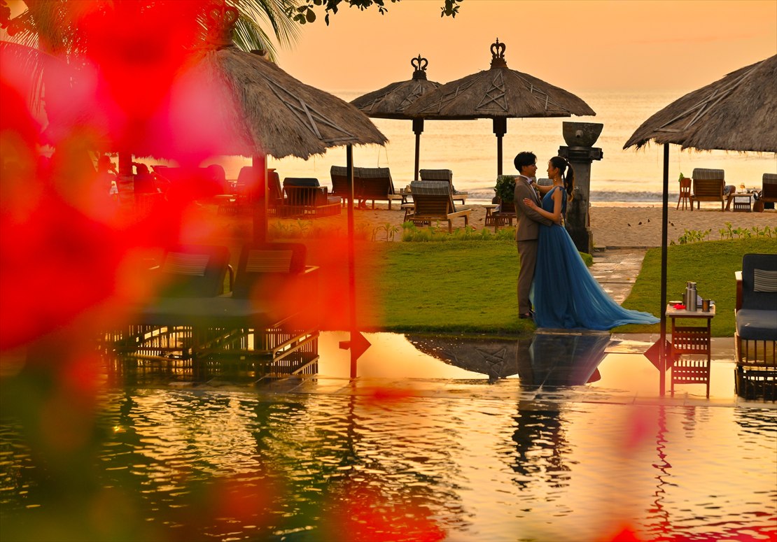 Sunset Bali Wedding (17)_R バリ結婚式 ビーチを望むガーデンにて撮影