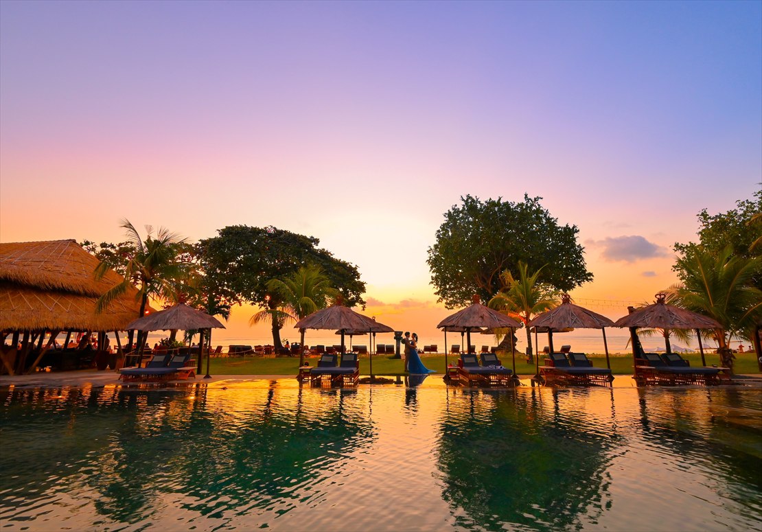 Sunset Bali Wedding (18)_R バリ島結婚式 リゾート全体を包み込むマジックアワー