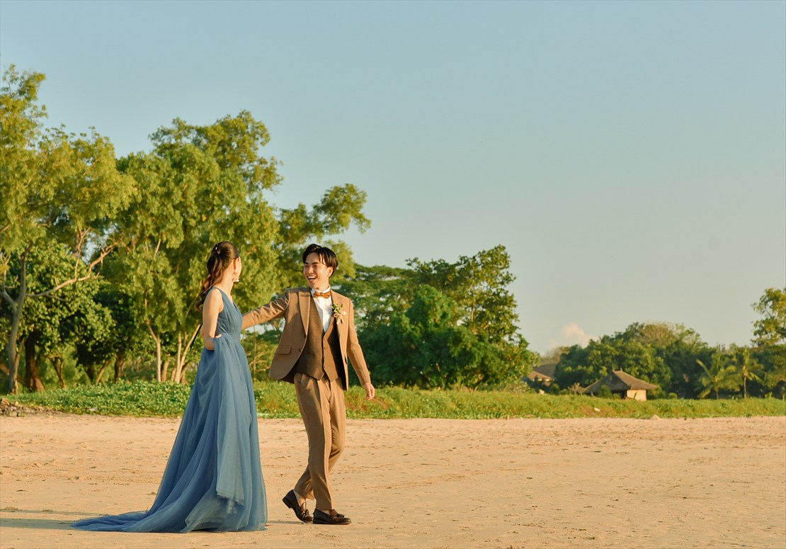 Sunset Bali Wedding (6)_R バリらしいビーチにてウェディング・フォト