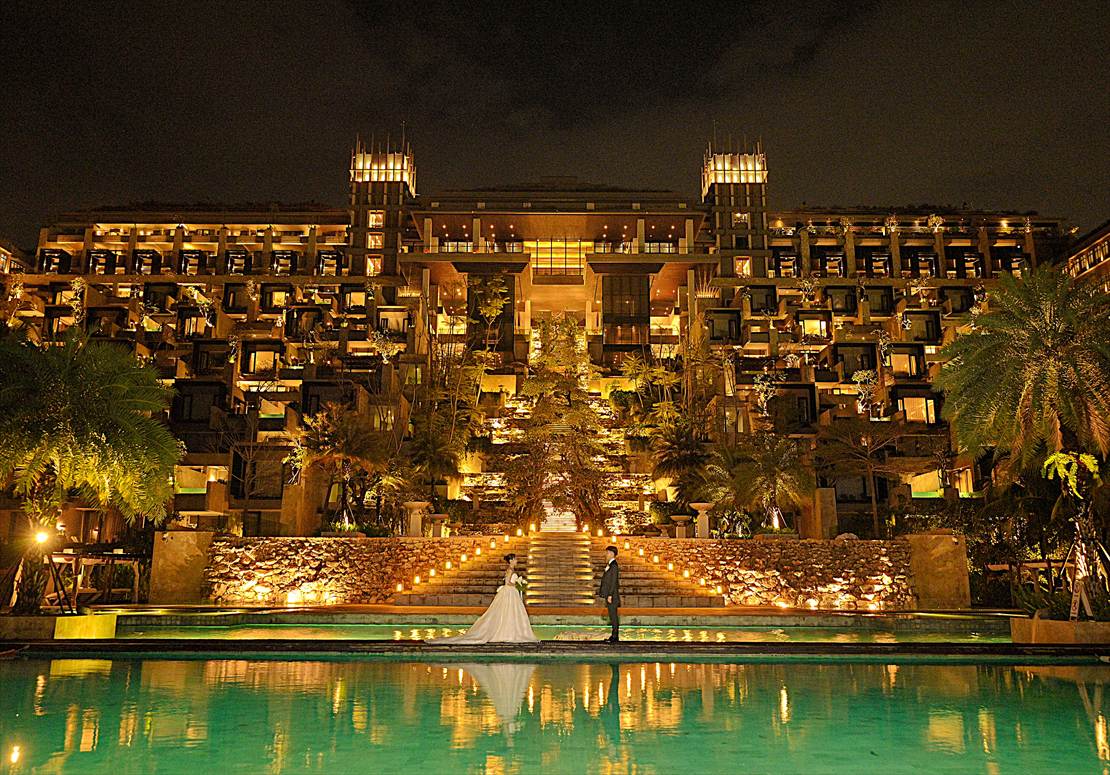 ケンピンスキ・バリ結婚式 ナイト・ウェディング・フォト