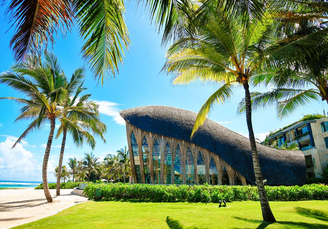 Bali Wedding Apurva Oceanfront Chapel Kempinski (1)_R バリ島挙式 ビーチが目の前にせまるチャペル