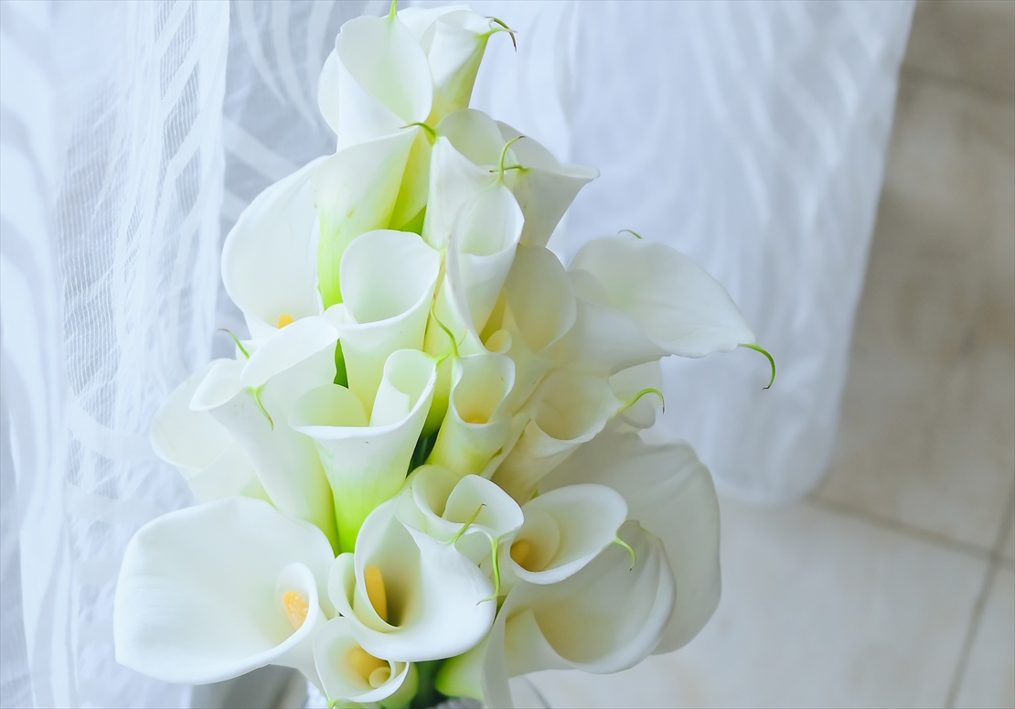 バリ島ウェディング　セント・レジス・バリ挙式 生花カラリリ・ブーケ