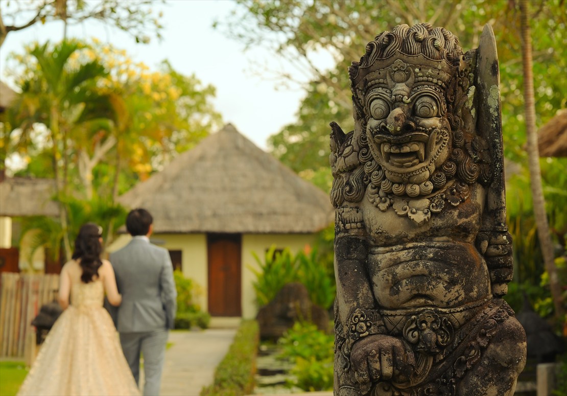 バリらしいガーデン ウェディング・フォト