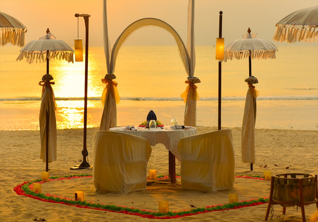 バリ島挙式　ビーチ・サンセット・ディナー