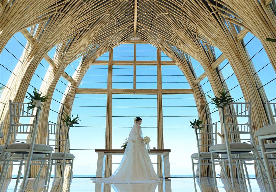 ケンピンスキ・バリ チャペル挙式後撮影