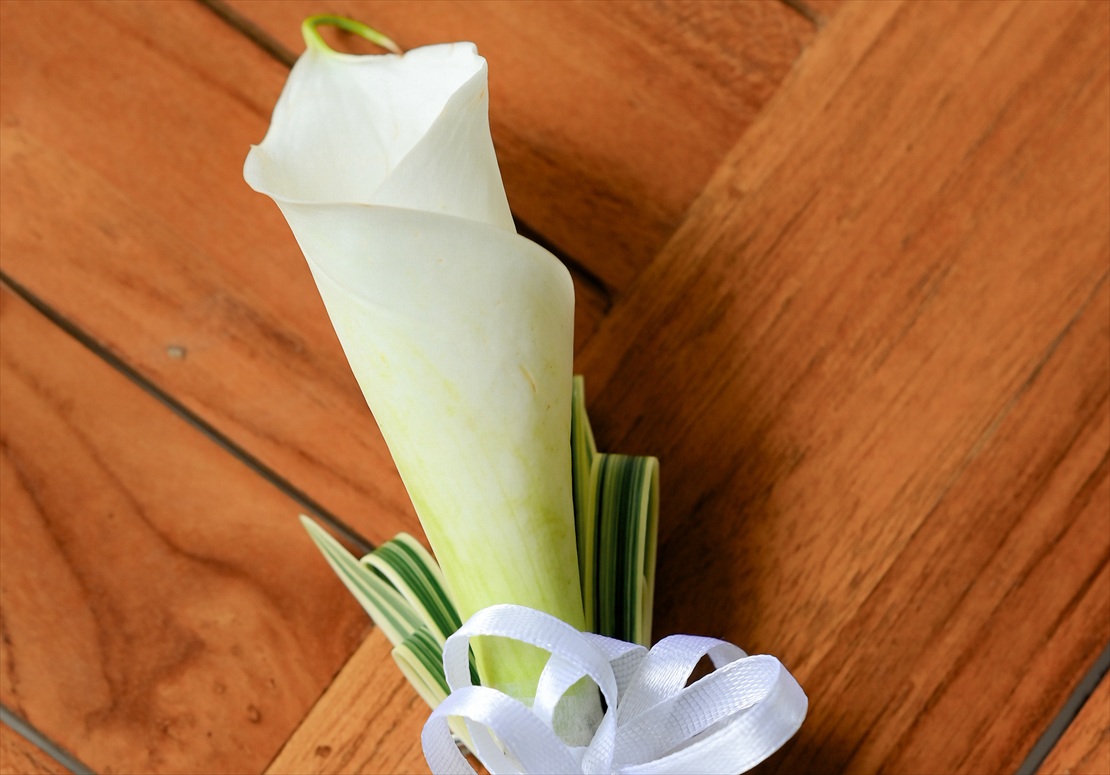 バリ島結婚式　ケンピンスキ・バリ挙式：カラリリ・ブートニア