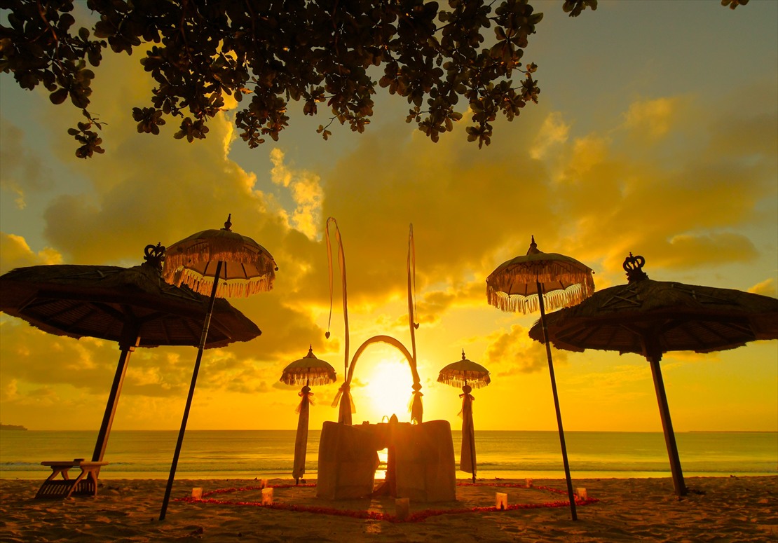 ベルモンド・ジンバランへ移動