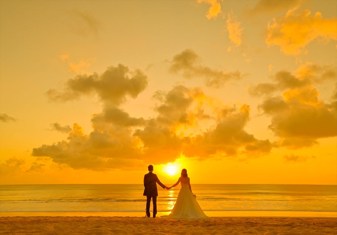 ビーチ・サンセット・ウェディング・フォト