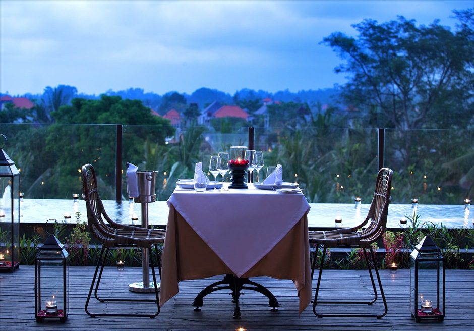 Bali Wedding Guest Hotel Ubud Village Hotel Restaurant (9) バリ結婚式 参列者 ホテル