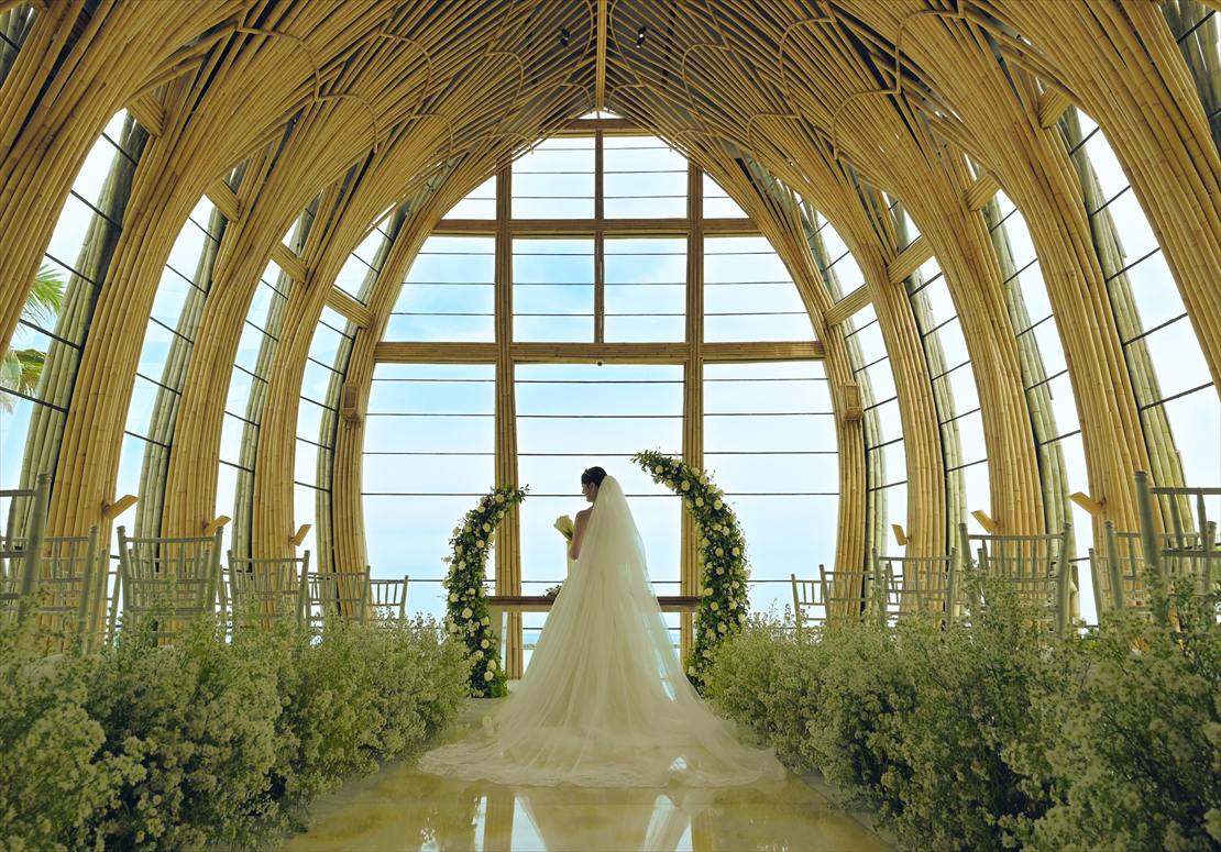 バリ島ウェディング　アプルヴァ・オーシャンフロント・チャペル挙式後撮影