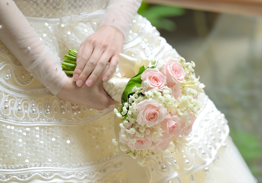 Bali Wedding The Mulia Bali Preparation (8)_R ザ・ムリア・バリ挙式 ピンクローズ&カスミ草 生花ブーケ