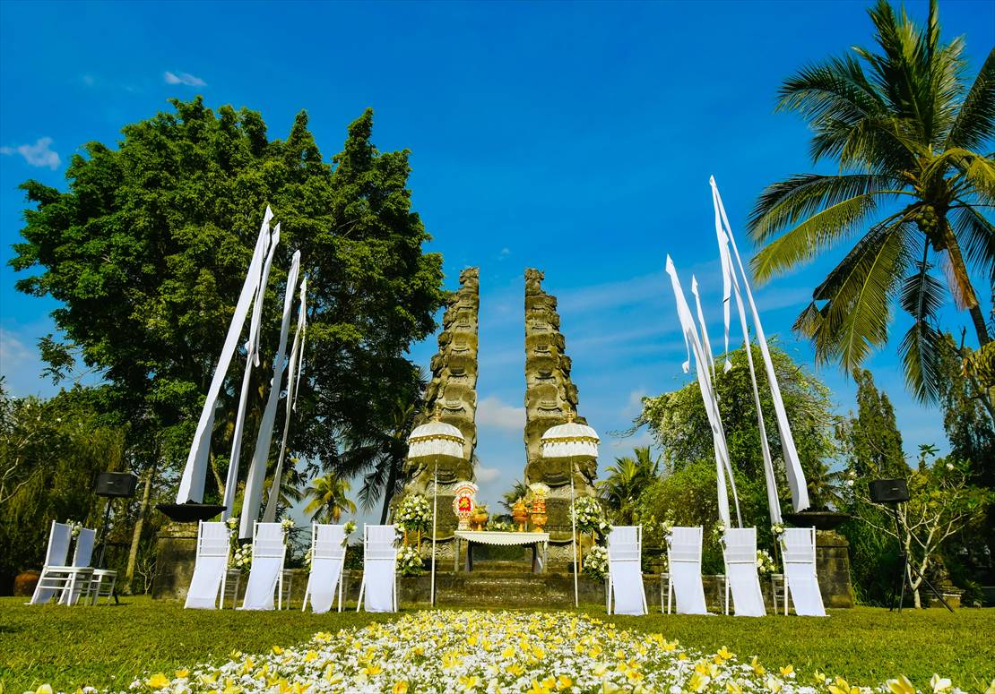 バリ式　挙式会場装飾