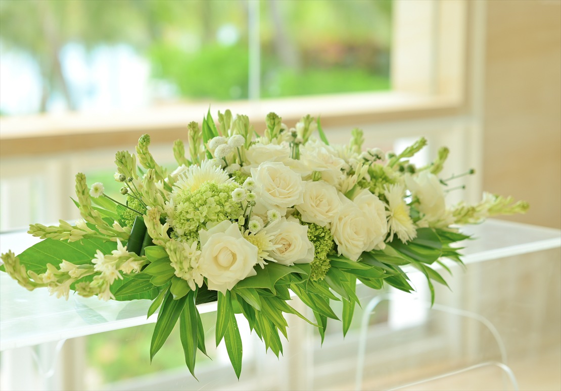 Harmony Chapel Mulia Bali Wedding (8)_R バリ島挙式 ザ・ムリア・バリ 祭壇 生花センターピース