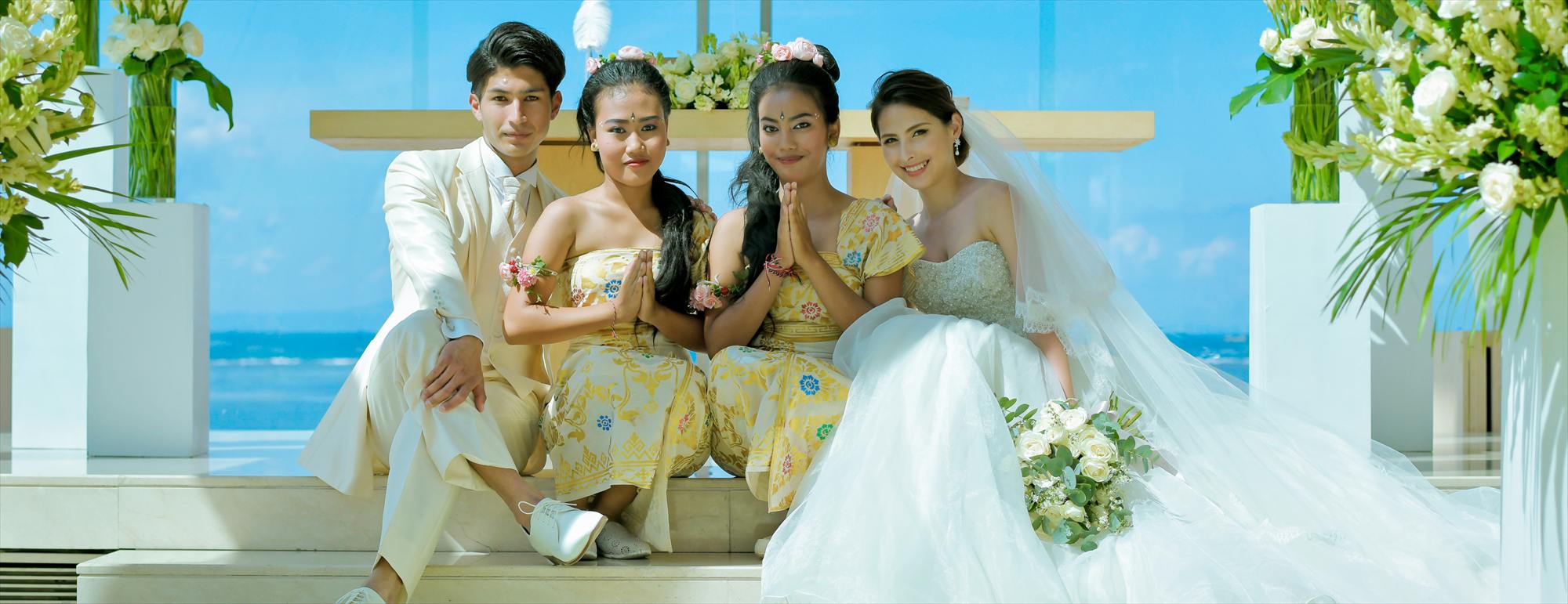 バリ島挙式ウェディングドレス&タキシード