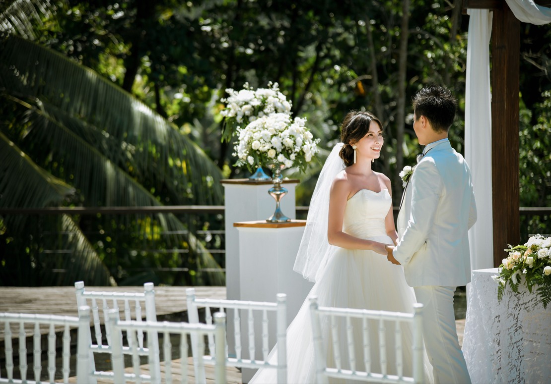 バリ島挙式で衣装の持ち込みは可能ですか？