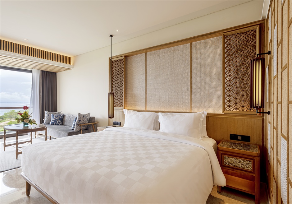 バリ島　セガラ　アヤナ