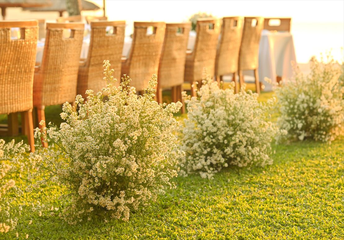 Bali Sunset Wedding Party Belmond Jimbaran (4) 挙式後パーティー:生花装飾