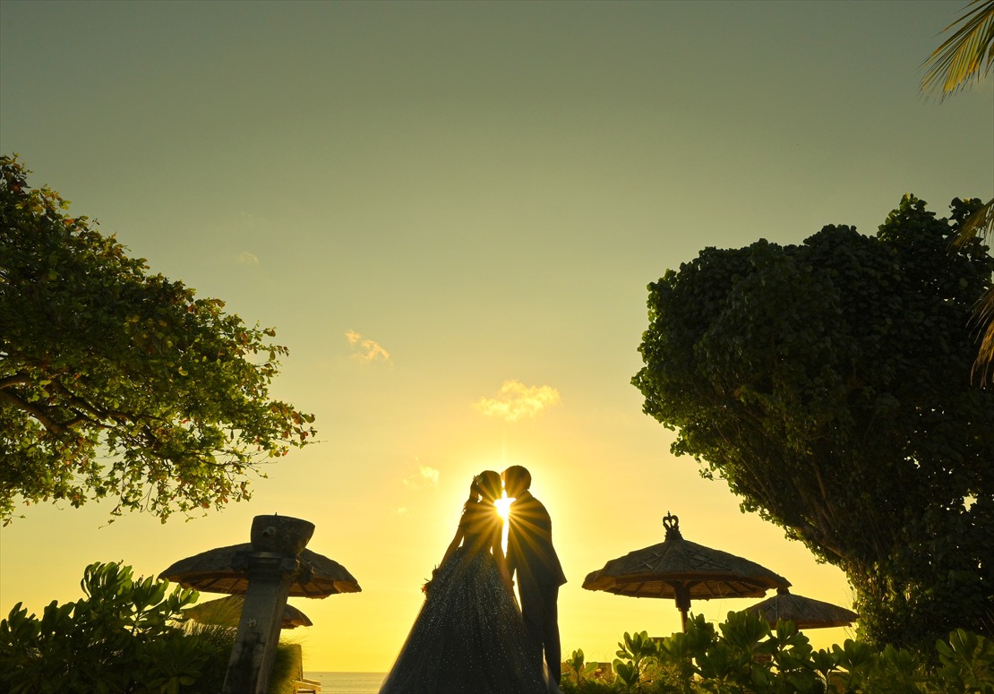 Bali Sunset Wedding Party Belmond Jimbaran (6) 神秘的なバリ島サンセットフォト