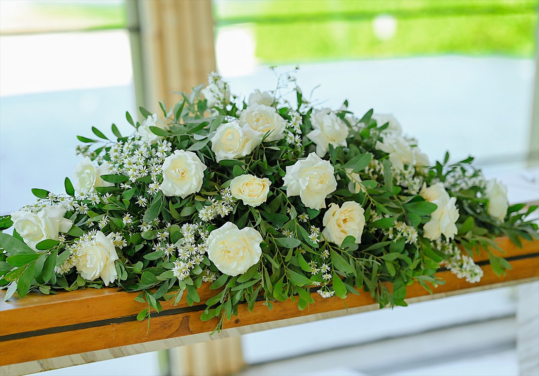 Bali Wedding Apurva Oceanfront Chapel Kempinski (6) 挙式プラン:祭壇生花装飾
