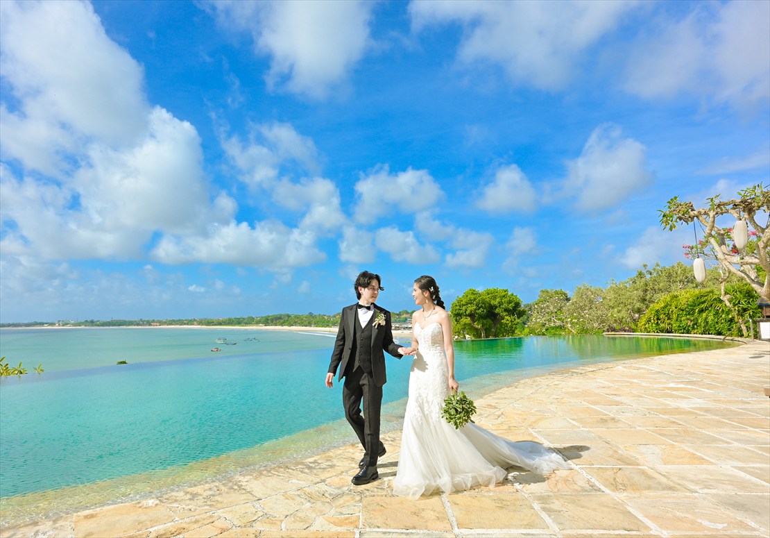 Four Seasons Bali Jimbaran Garden Wedding (32)_R フォーシーズンズ・バリ インフィニティプール挙式後撮影