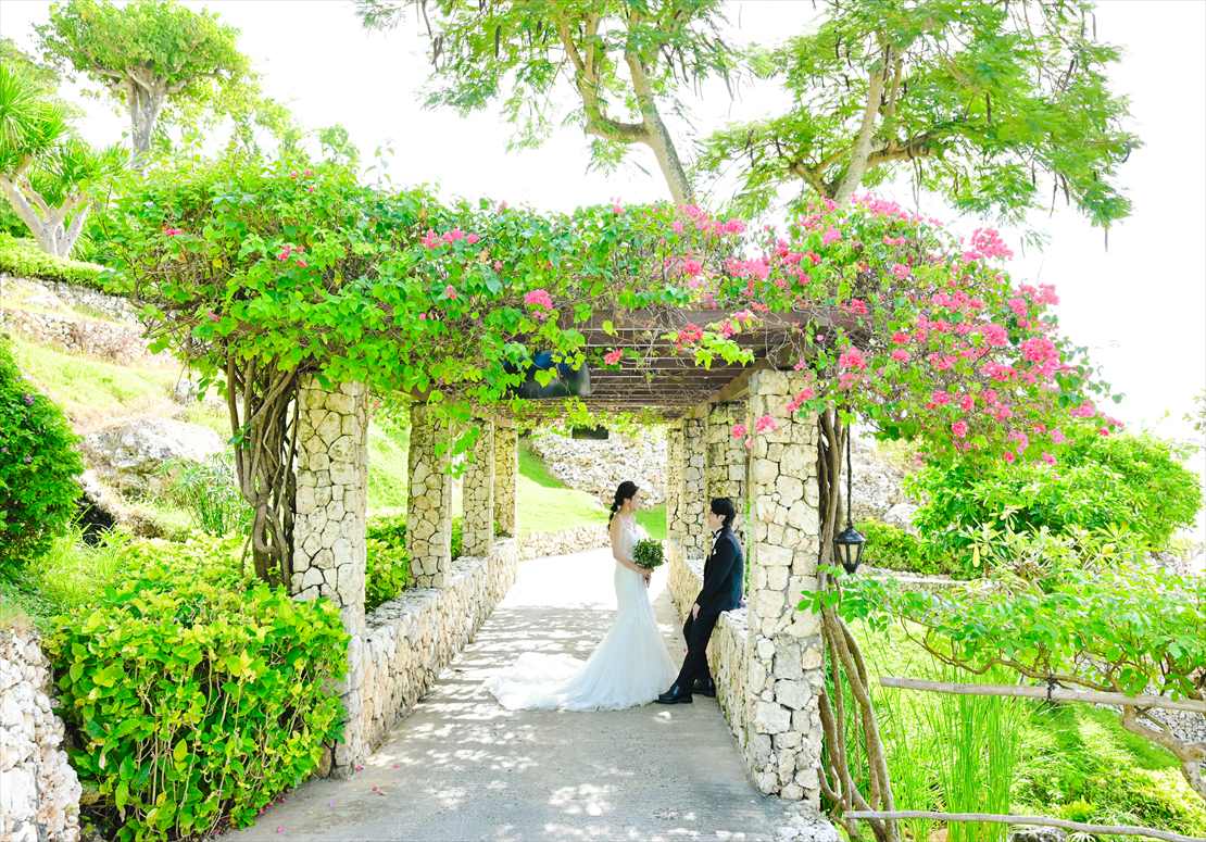 Four Seasons Bali Jimbaran Garden Wedding (33)_R フォーシーズンズ・バリ ブリッジ挙式後撮影
