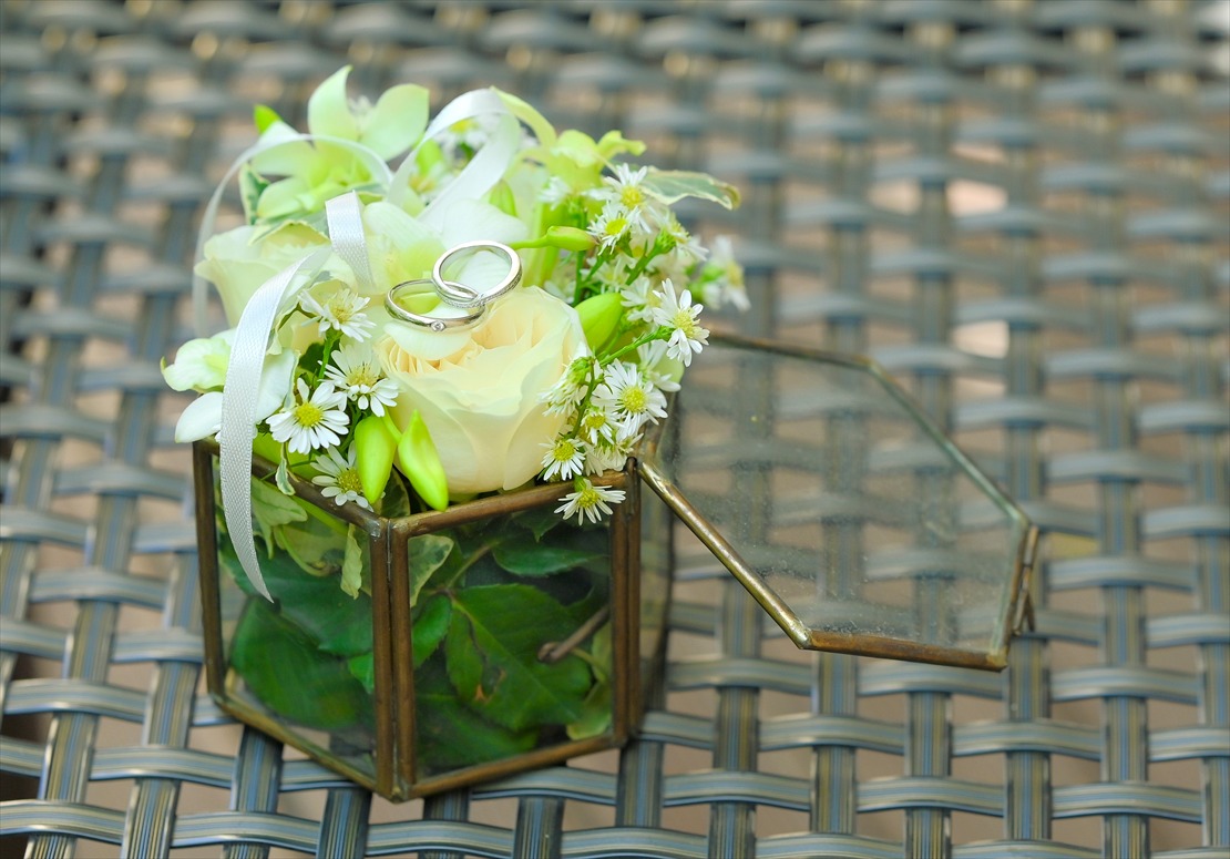Bali Chapel Wedding Kempinski (2) ウェディングプラン:生花リングピロー