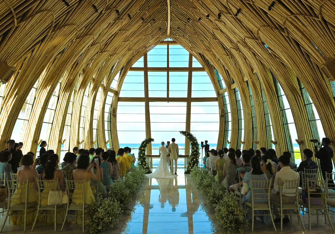 Bali Chapel Wedding Kempinski (28) バリ島随一に天井の高いケンピンスキ・オーシャンフロントチャペルでの結婚式